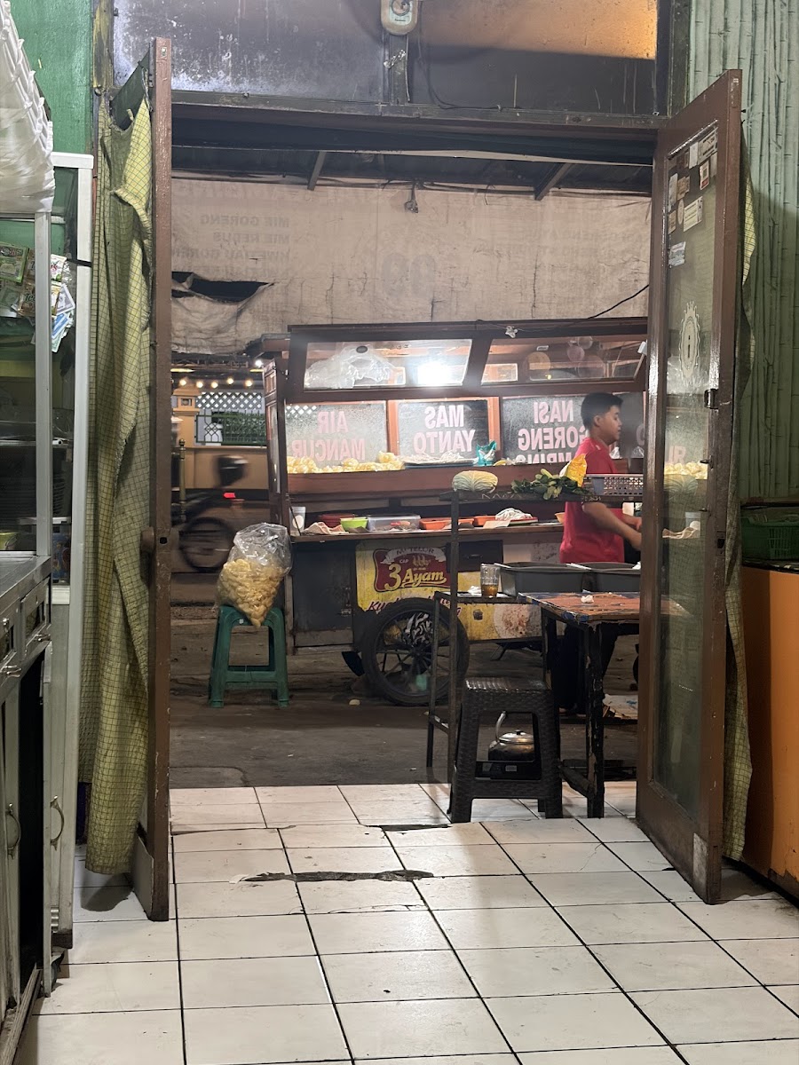 Nasi Goreng Kambing 99 Mas Yanto