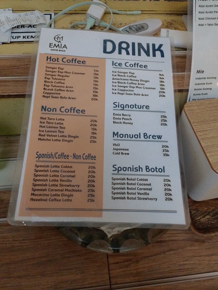 Emia Koffie Space Menu 1