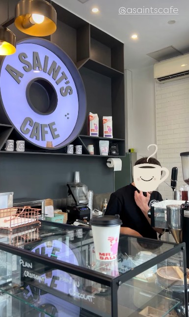 St.Acai Cafe