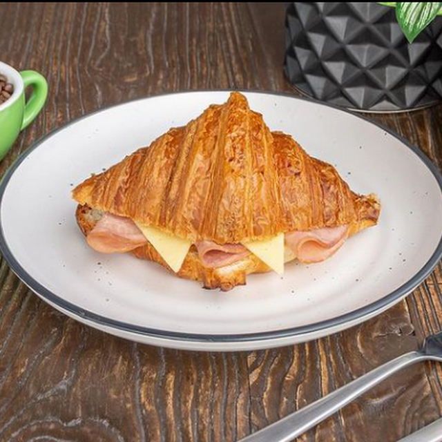 Turkey Ham and Cheese Croissant