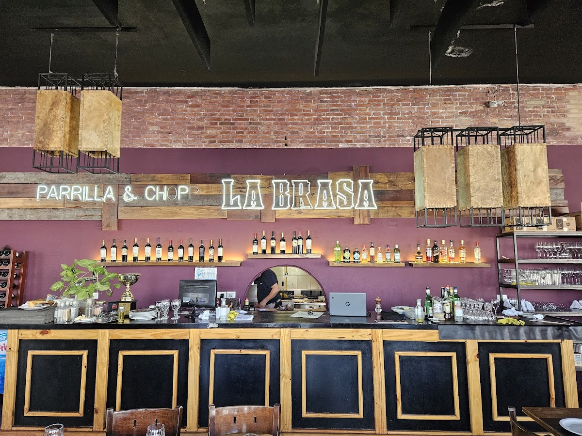 LA BRASA