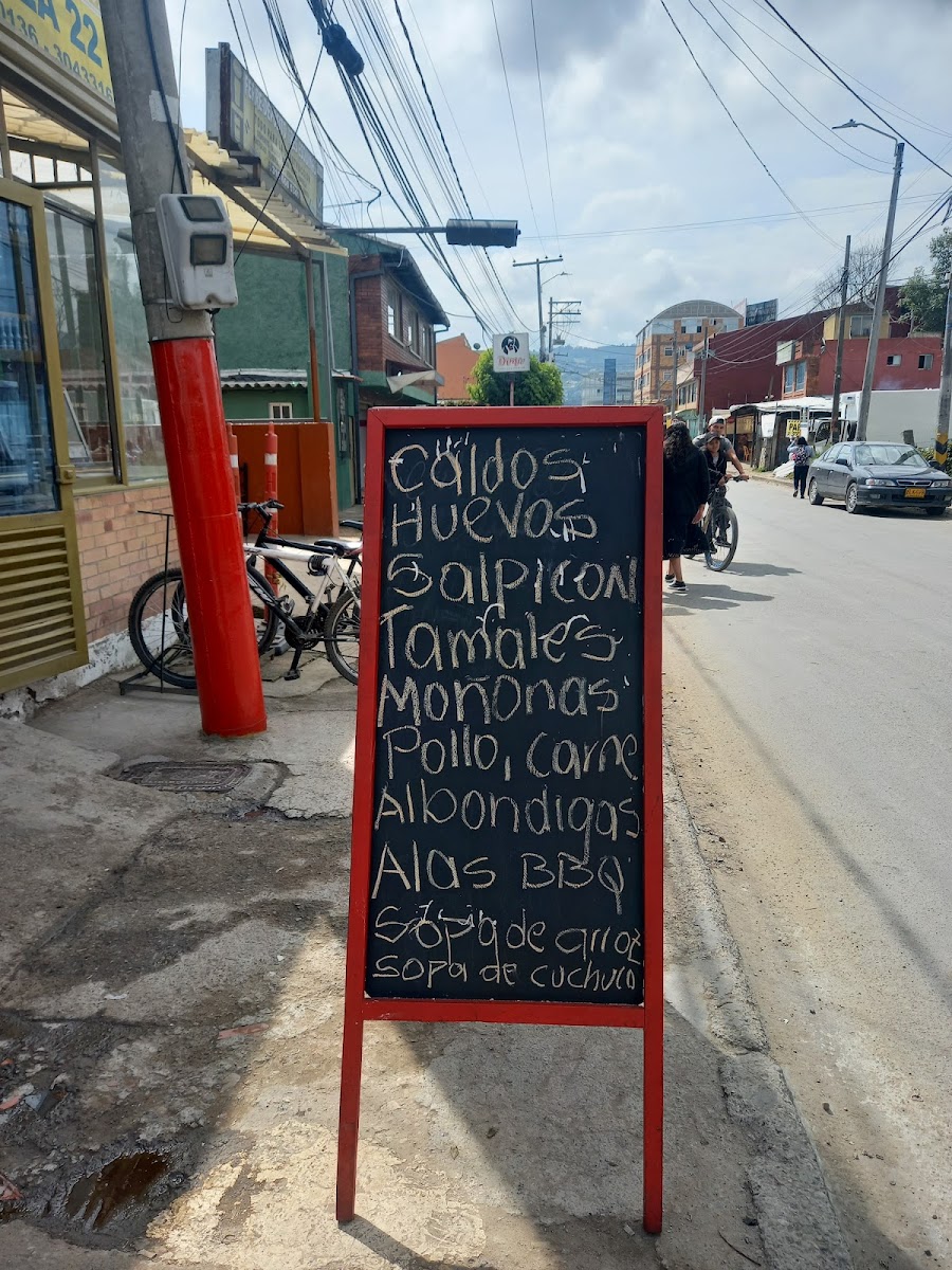 Surtidora de Aves La 22 Menu 1
