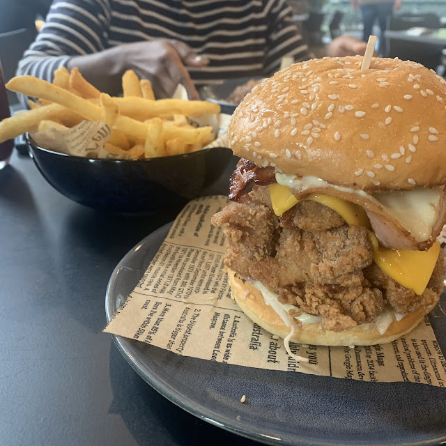 GA Burger and Small Chips