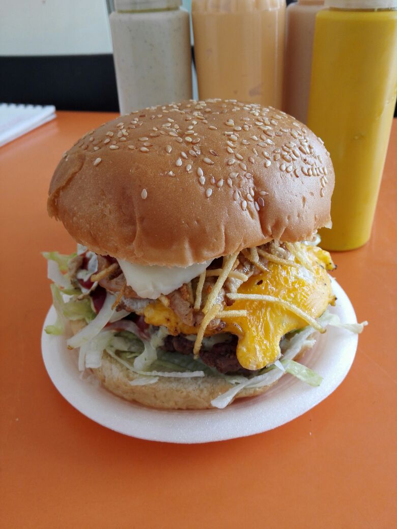 RESTAURANTE De & Mri