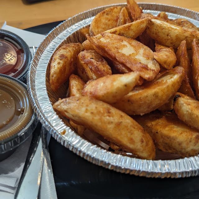 Seasoned Potato Wedges