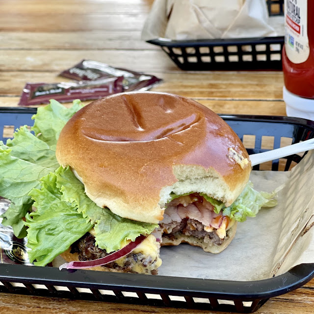 Kalapawai Beach Burger