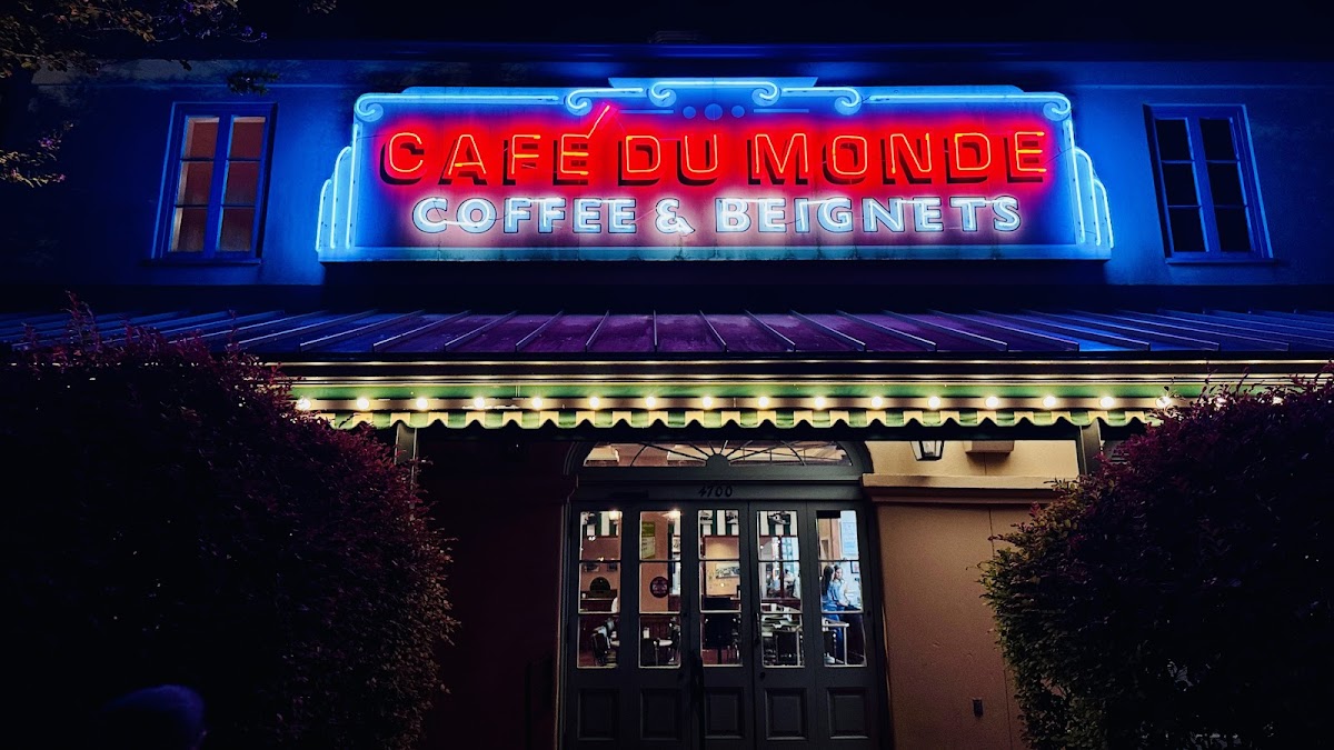 Cafe Du Monde