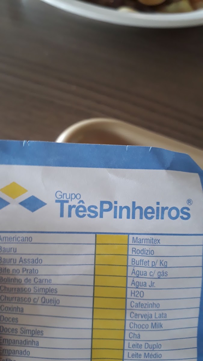 Restaurante Três Pinheiros Menu 9