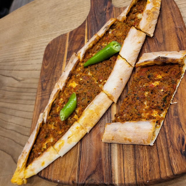 Kusbasi Pide
