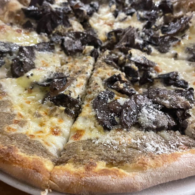 Truffle and Mushrooms Pizza