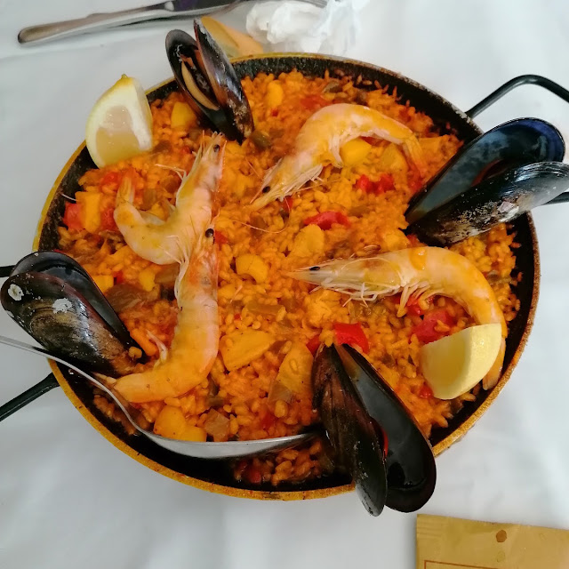 Paella Mixta