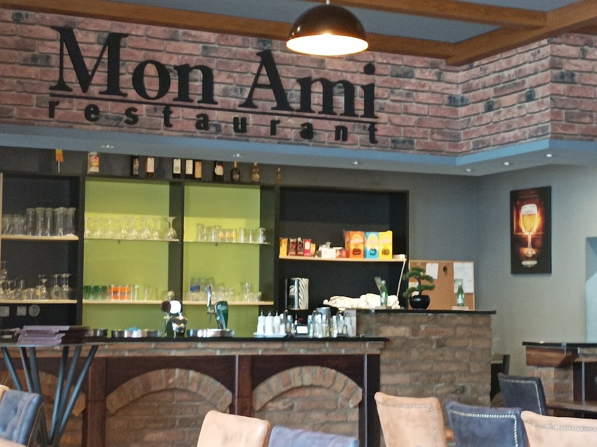 Restoran Mon-Ami