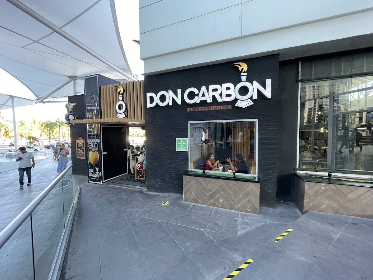 Don Carbon Cancun