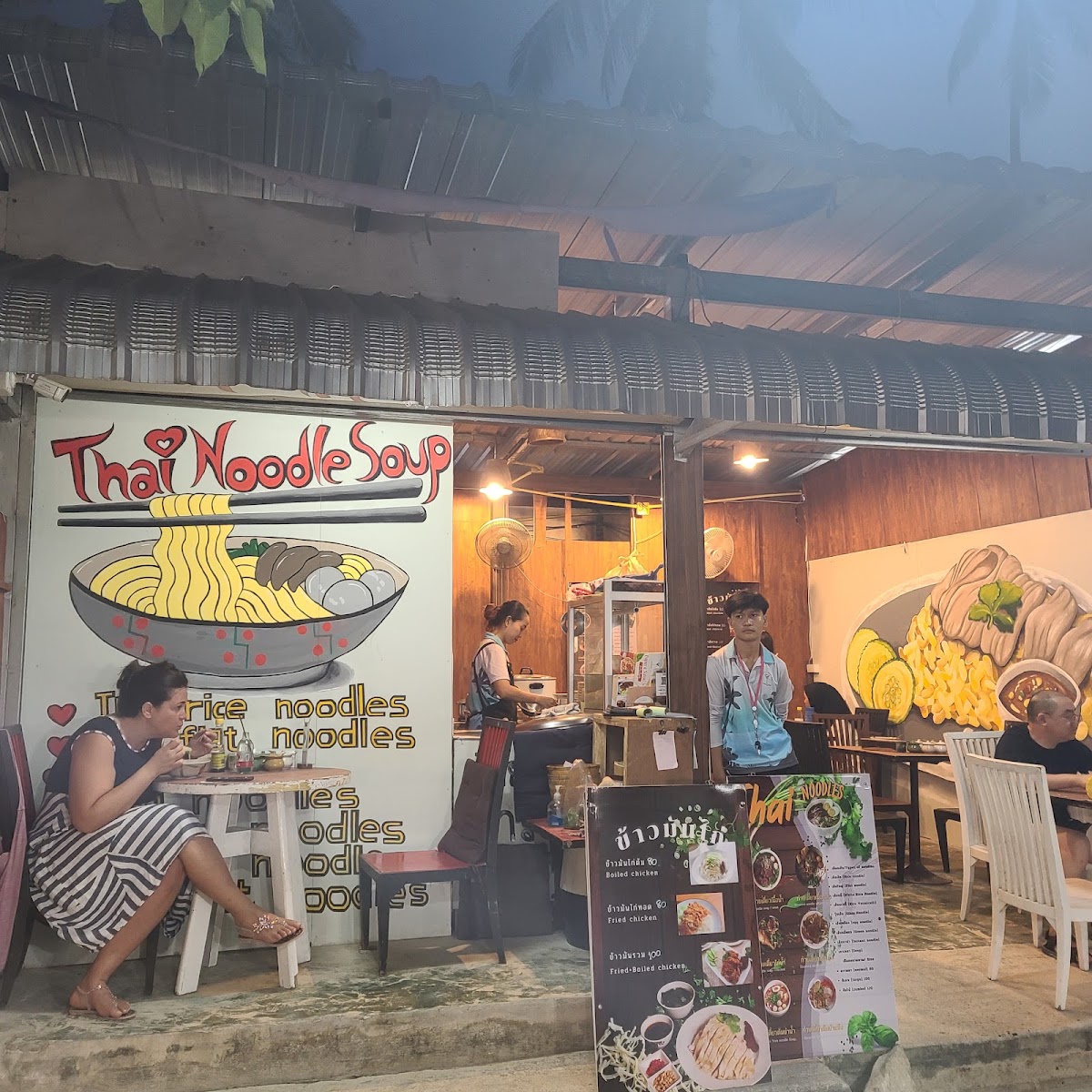 Railay Beach Cafe