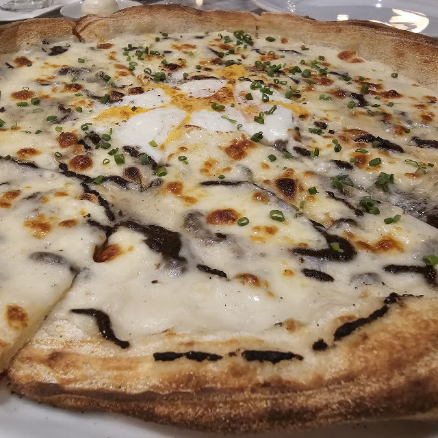 Quattro Formaggi Pizza