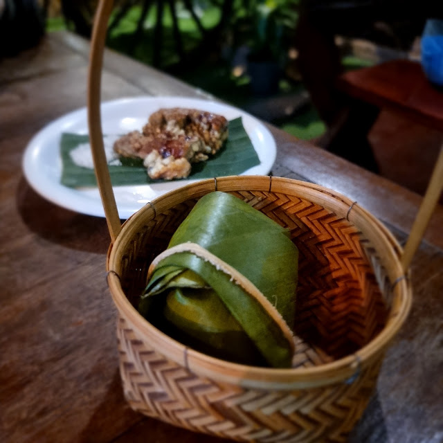 ข้าวเหนียวร้อนๆ