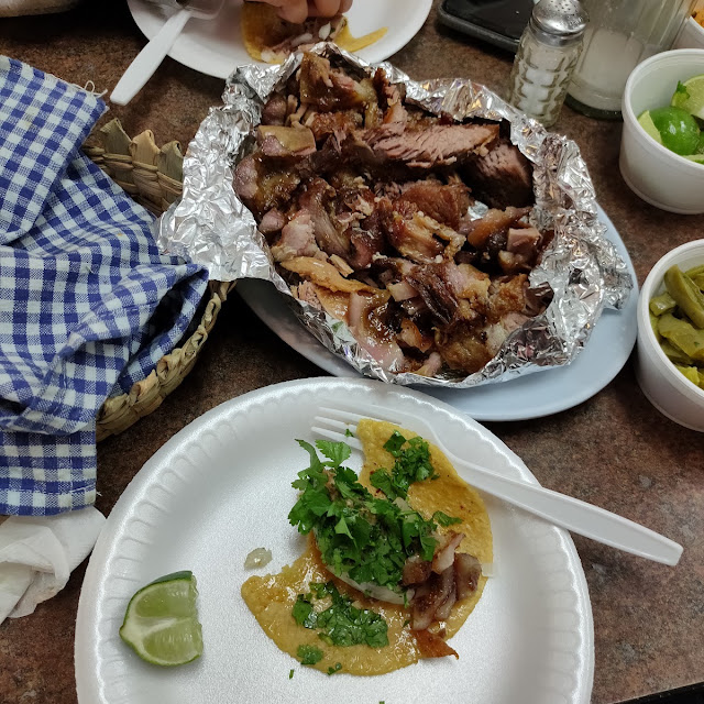 Mix Carnitas● Buche Trompa Tripa