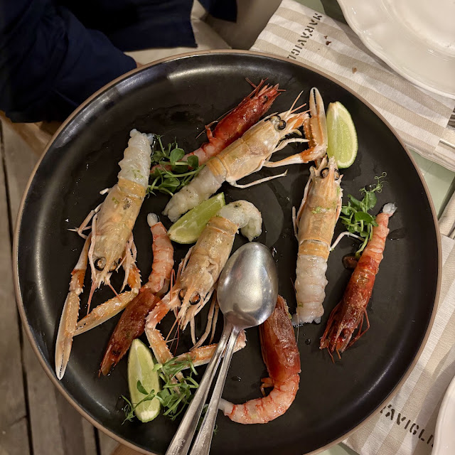 Crudi Di Scampi E Gamberi