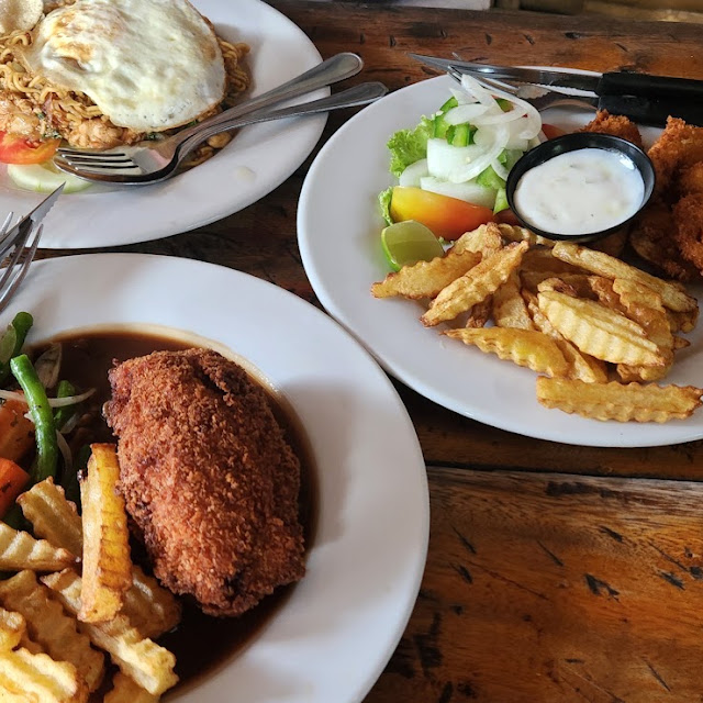 Fish Chips Lalapan