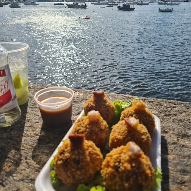 Bolinho de Torresmo