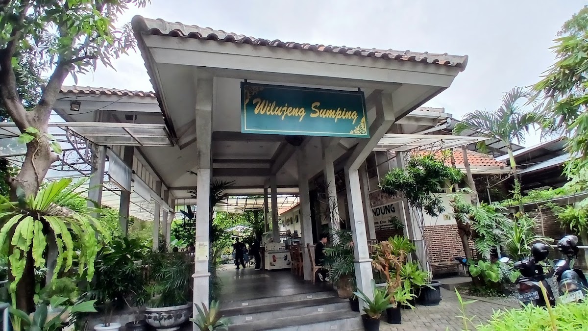 Saung Bandung Garden Resto