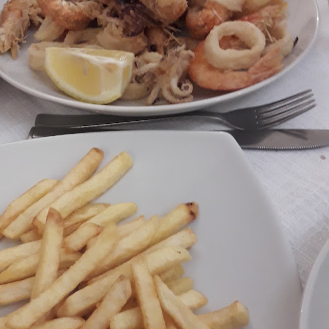Fritto Misto Di Pesce E Patate