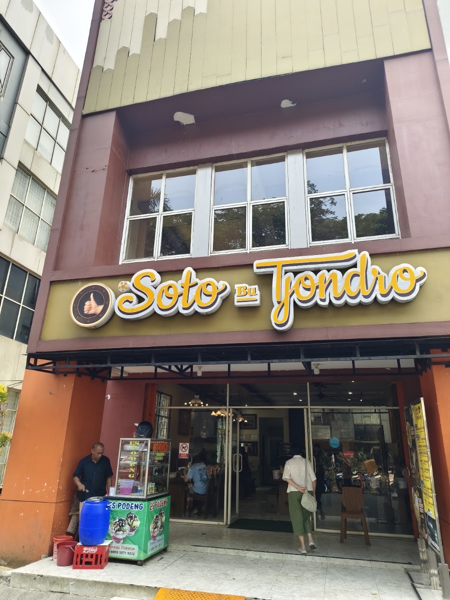 Soto Bu Tjondro Ekspres