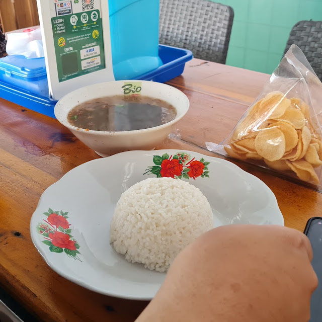 Nasi