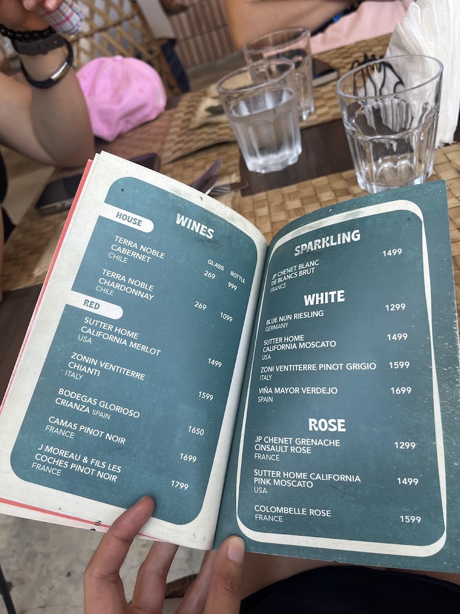 El Kuvo Menu 9