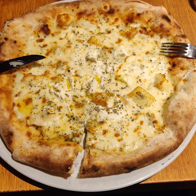 Pizza 4 Fromages