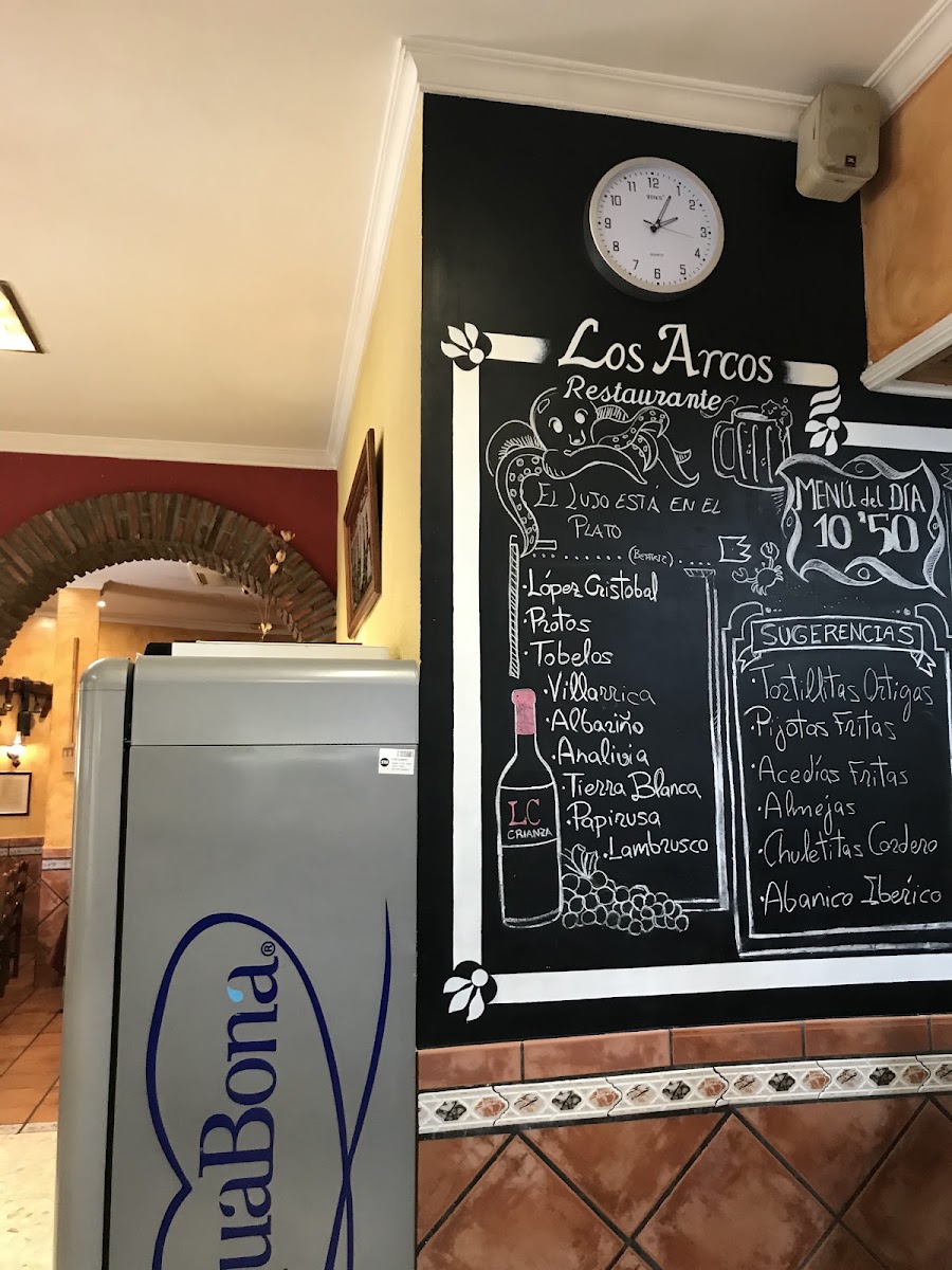 Cafetería Los Arcos Menu 4