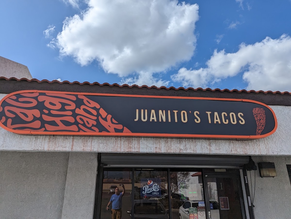 Juanito's Tacos