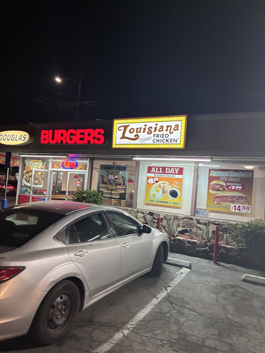 Douglas Burgers