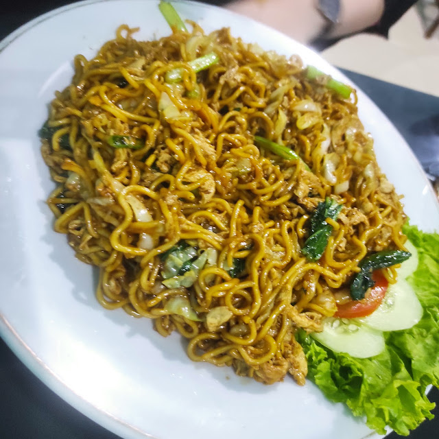 Mie Goreng Telor