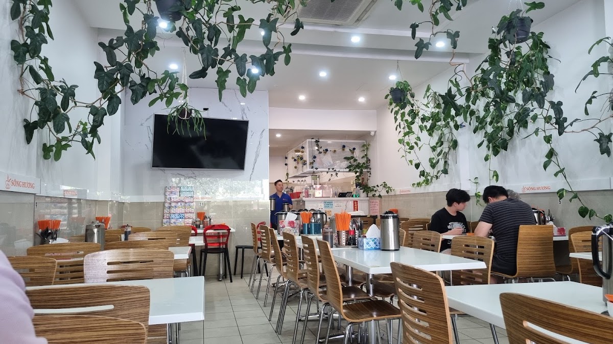 Pho Song Huong