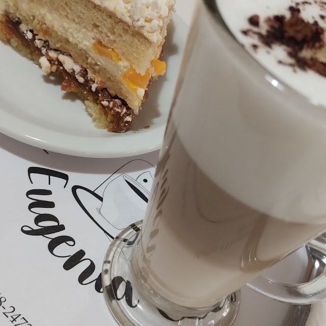 Capuchino Con Torta Cumpleañito