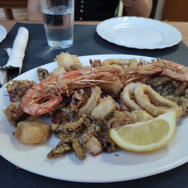 Barca de Pescado Frito