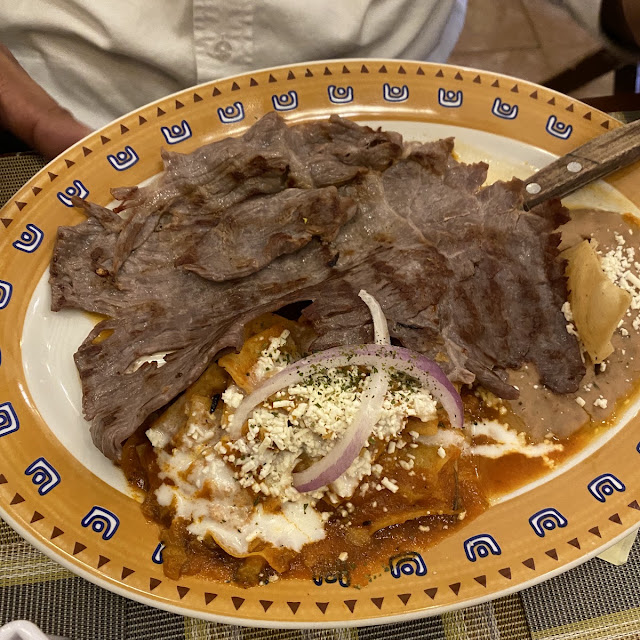 Chilaquiles Con Carne
