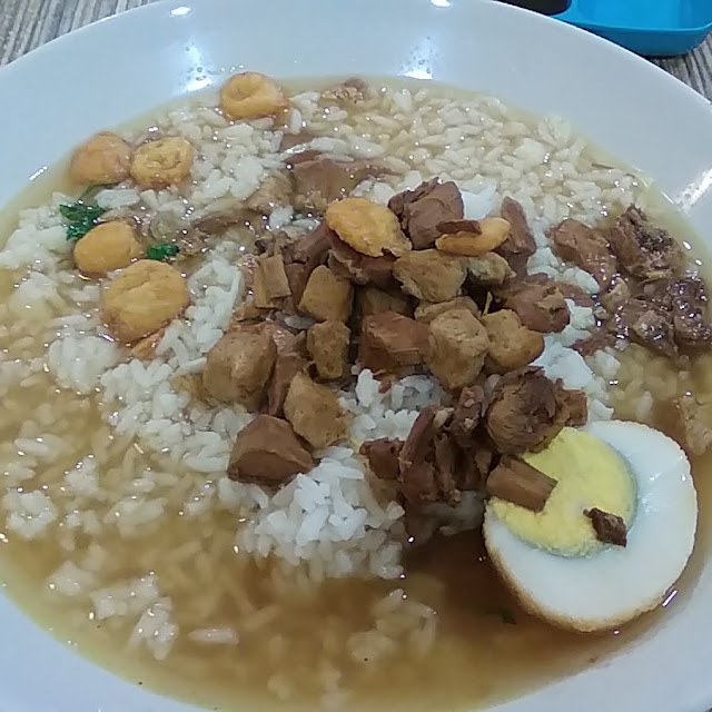 Nasi Bakmoy