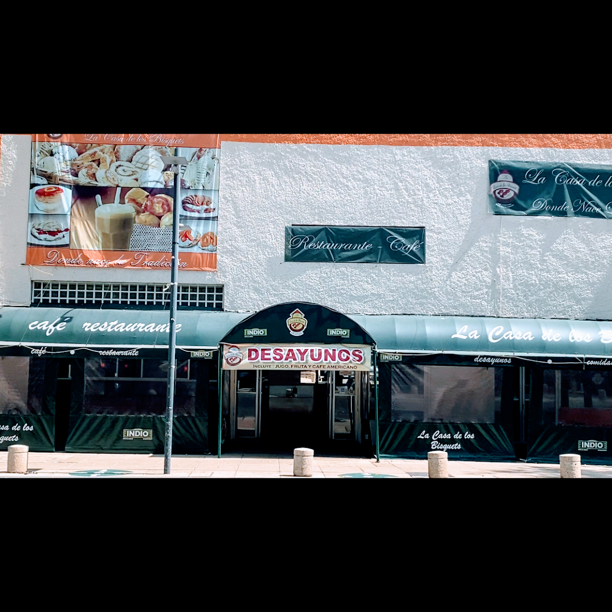 La Casa De los Bisquets