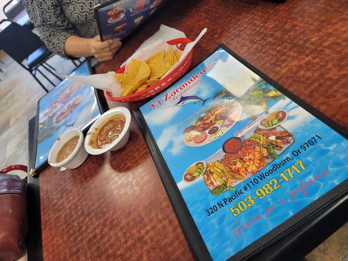 El Zarandeado Menu 8