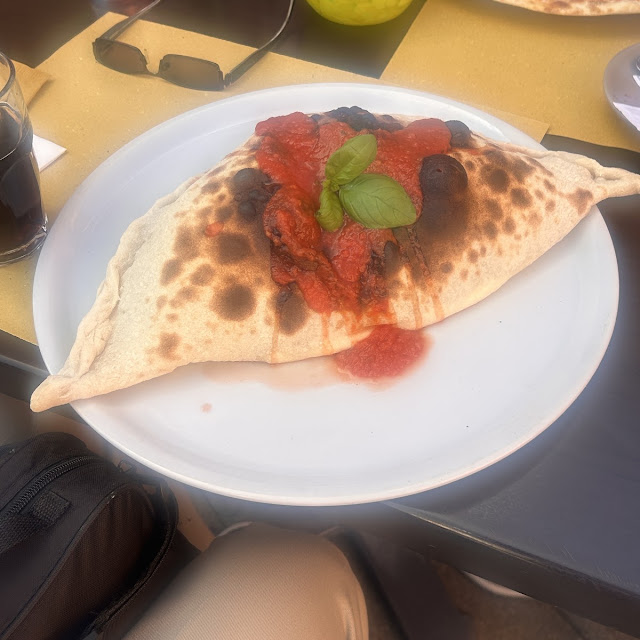 Pizza Calzone