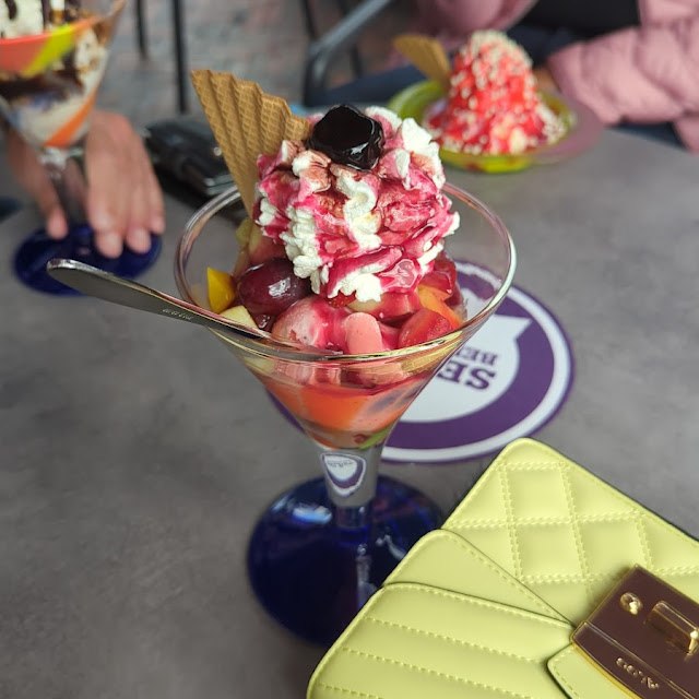 Früchtebecher