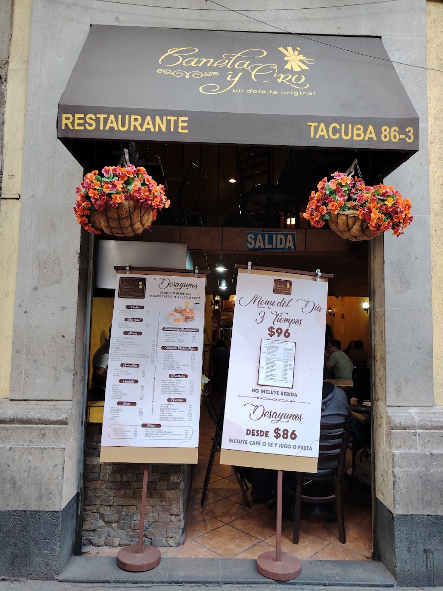 Canela y oro