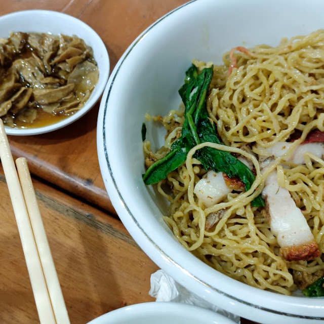 Mie Komplit