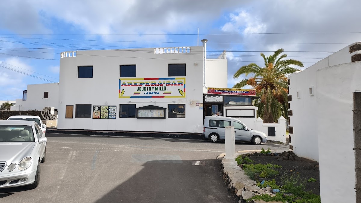 Restaurante Arepera de Mala Jojoto y Millo La Única