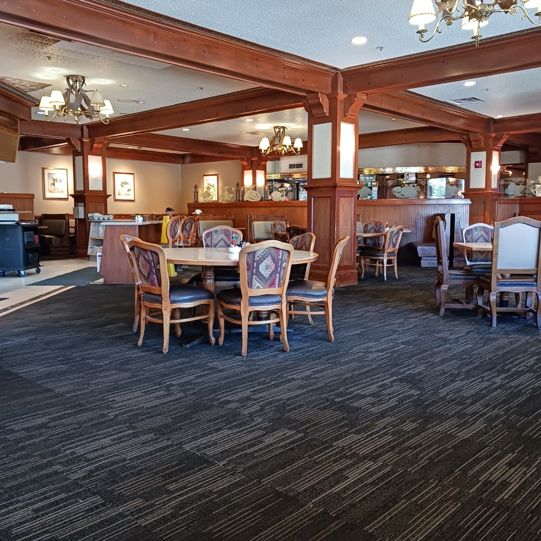 Jr's Bar & Grill