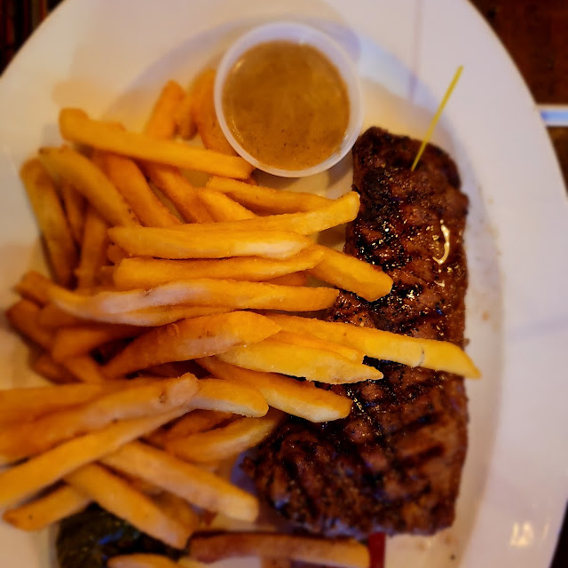 Le Petit NY Strip 8 Oz