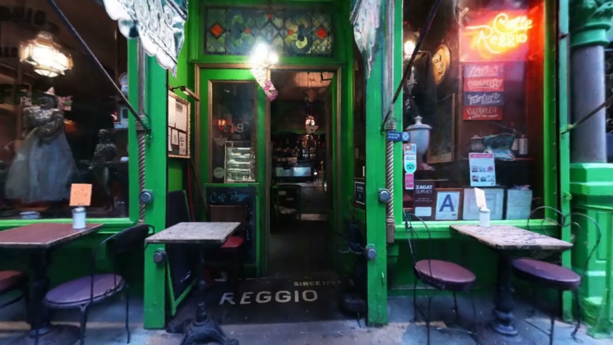 Caffe Reggio