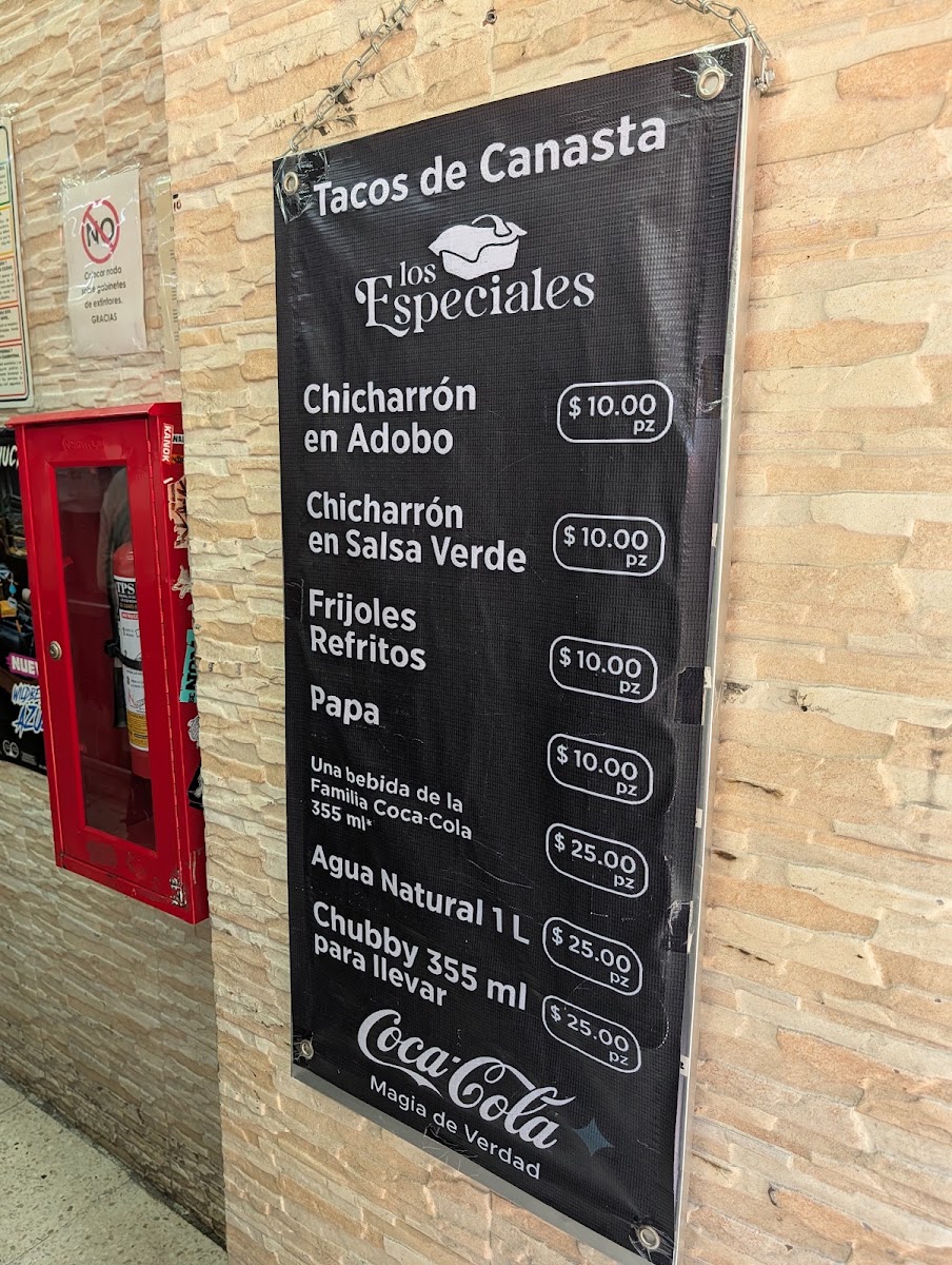 Los Especiales Menu 4